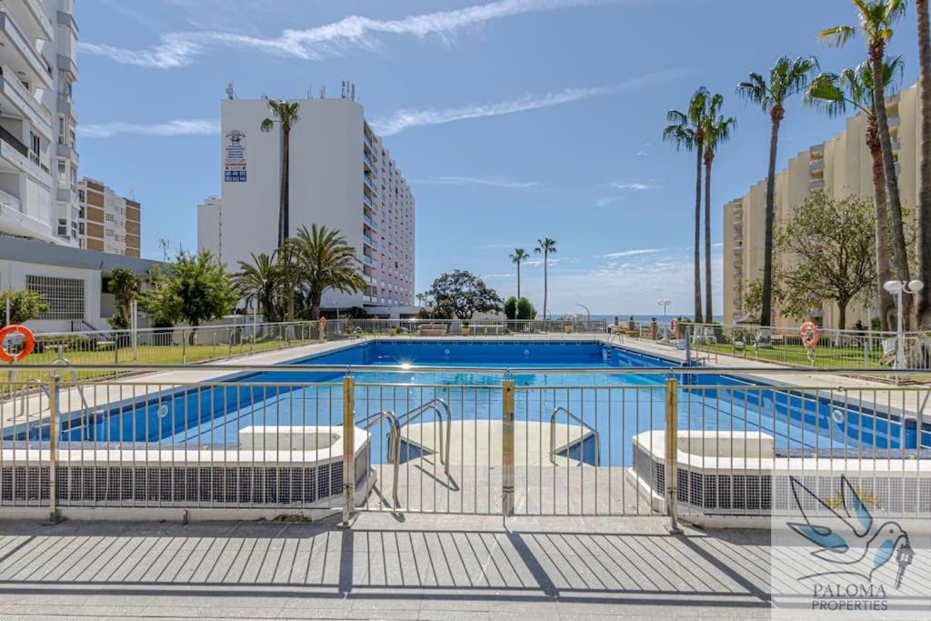 Wonderful Studio Apartment On The Beachfront Benalmádena Eksteriør bilde