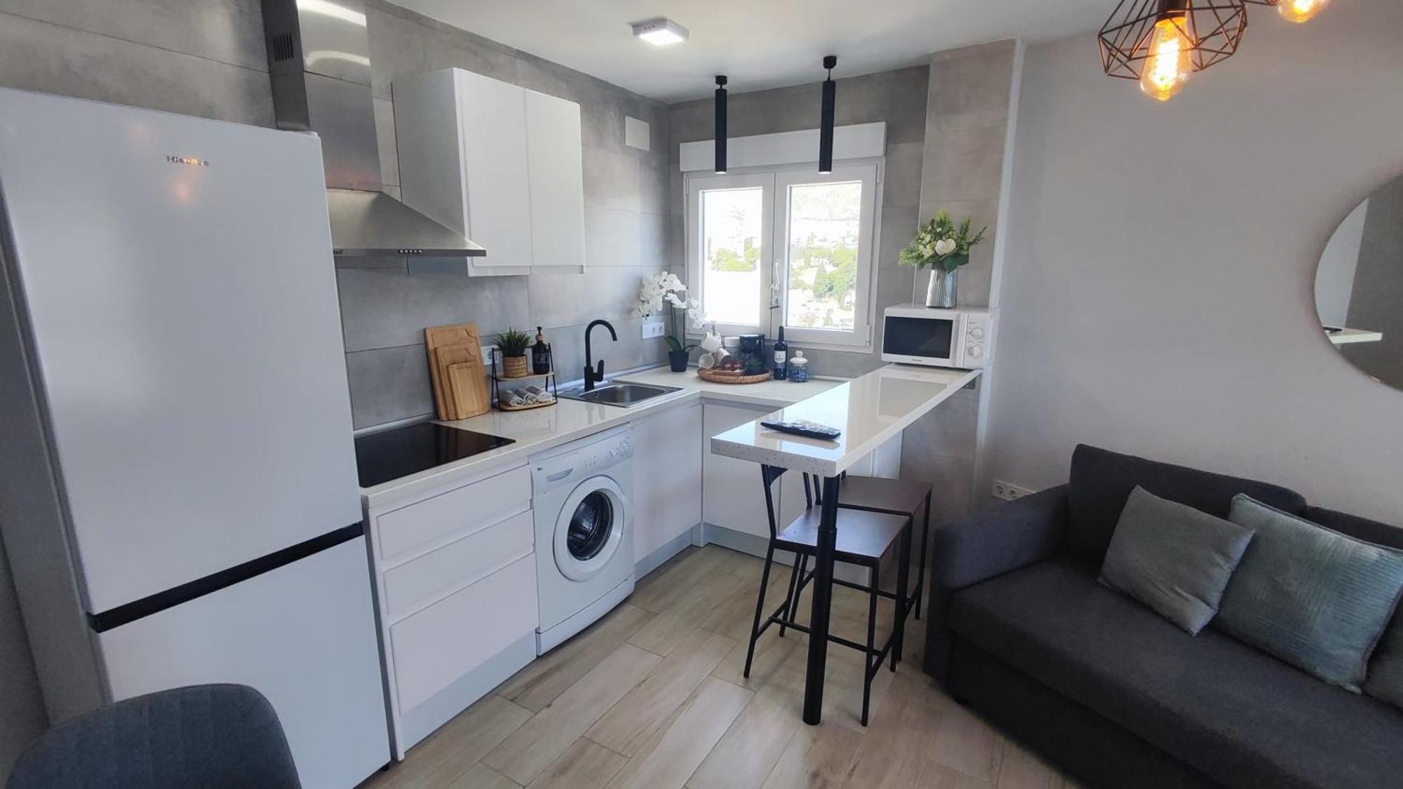 Wonderful Studio Apartment On The Beachfront Benalmádena Eksteriør bilde