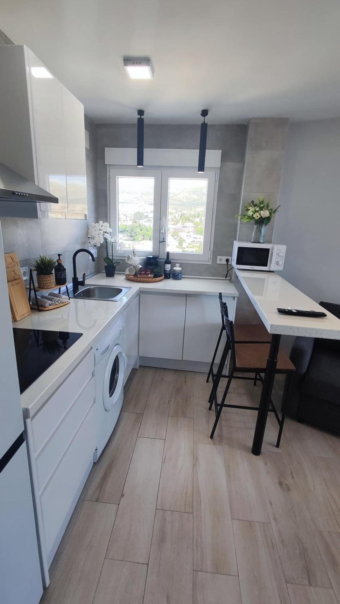 Wonderful Studio Apartment On The Beachfront Benalmádena Eksteriør bilde